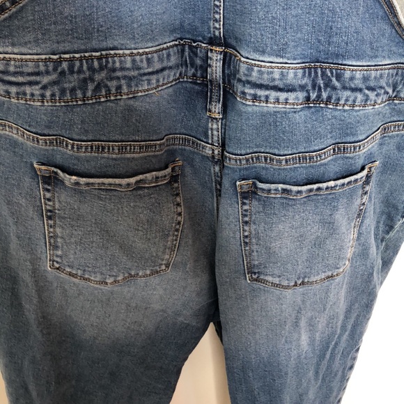 Women’s isabel Maternity Overalls - Picture 6 of 7